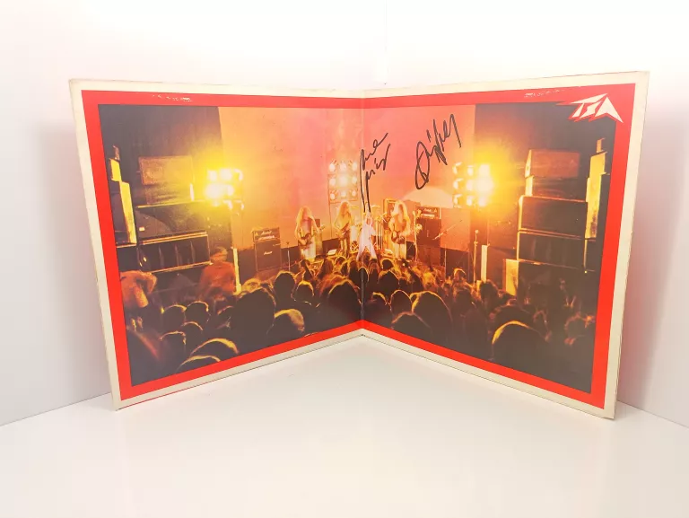 plyta-winylowa-tsa-z-autografami-armii-krajowej-12-pyskowice