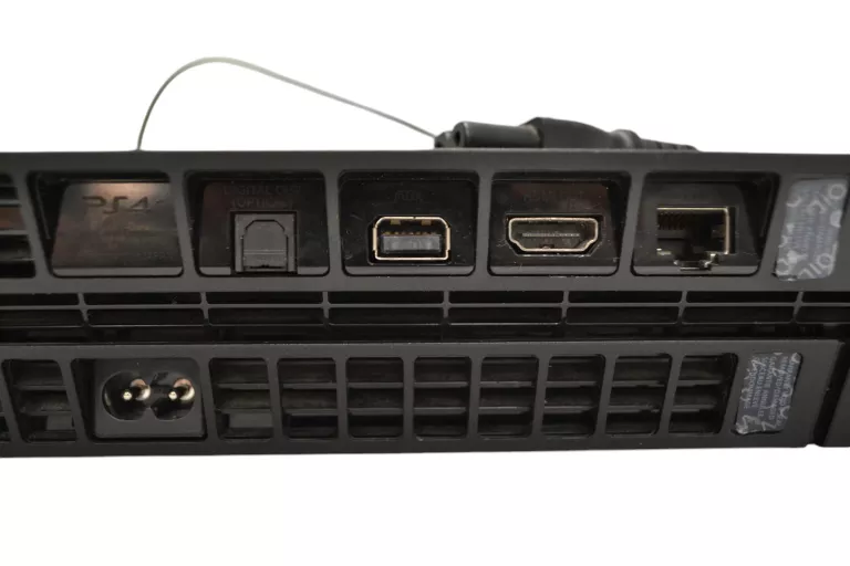 KONSOLA PS4 1TB (BRAK PADA) OPIS !!