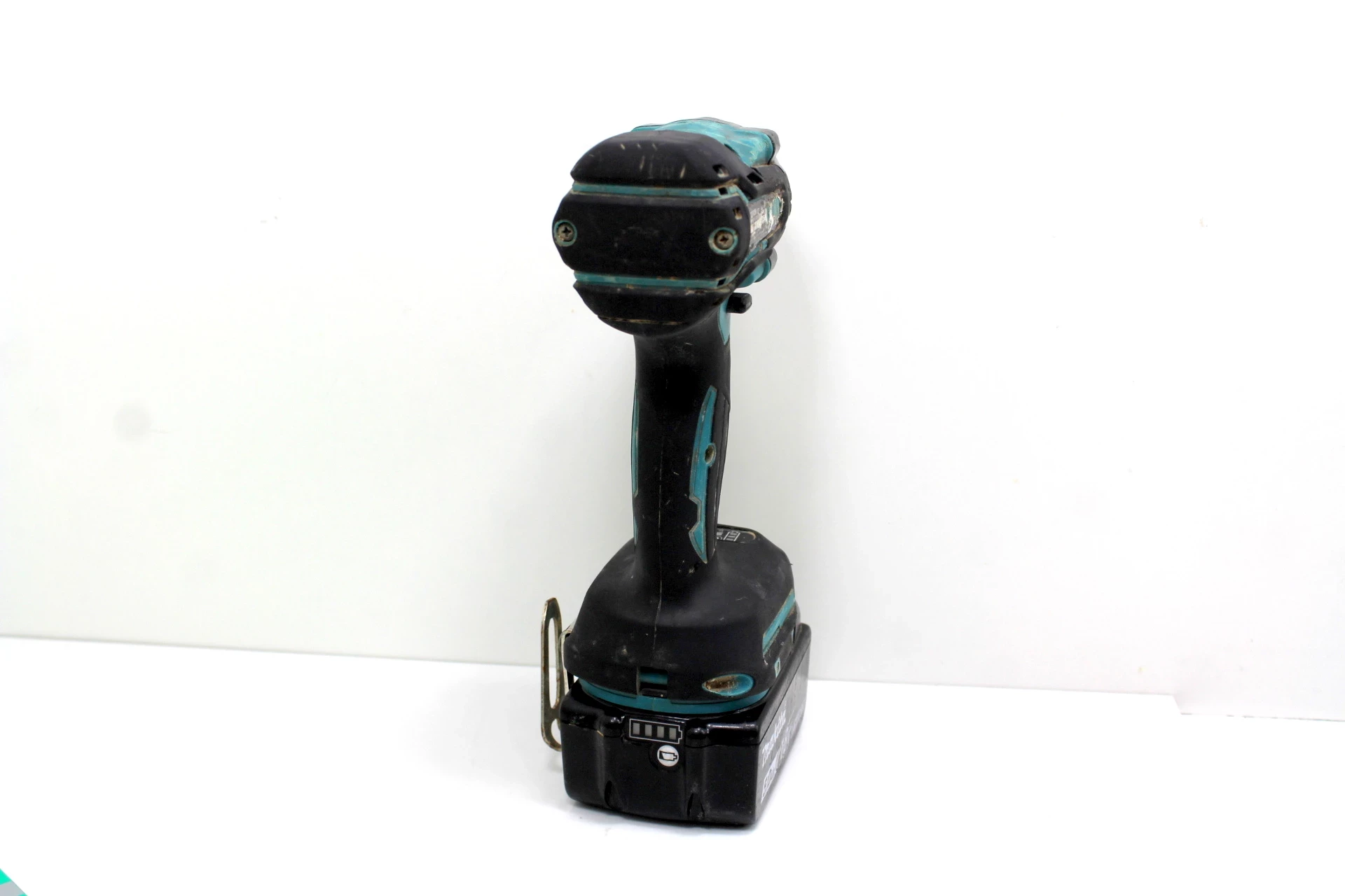 klucz-udarowy-makita-dtw-285-rozmiar-trzpienia-248160-863071