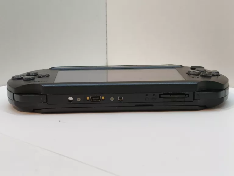 KONSOLA - SONY PSP SLIM + ŁADOWARKA + GRY (PSP-E1004)