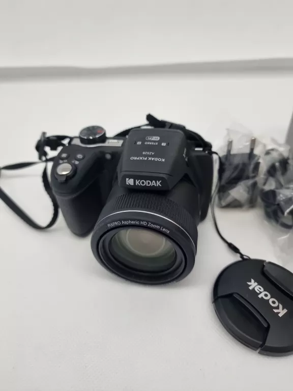 APARAT KODAK PIXPRO AZ528