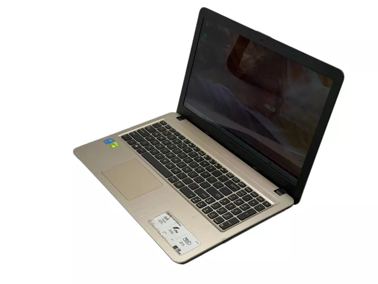 ASUS X540LJ-XX170T 15,6" INTEL CORE I5-5200U 4GB RAM 1TB GEFORCE 920M