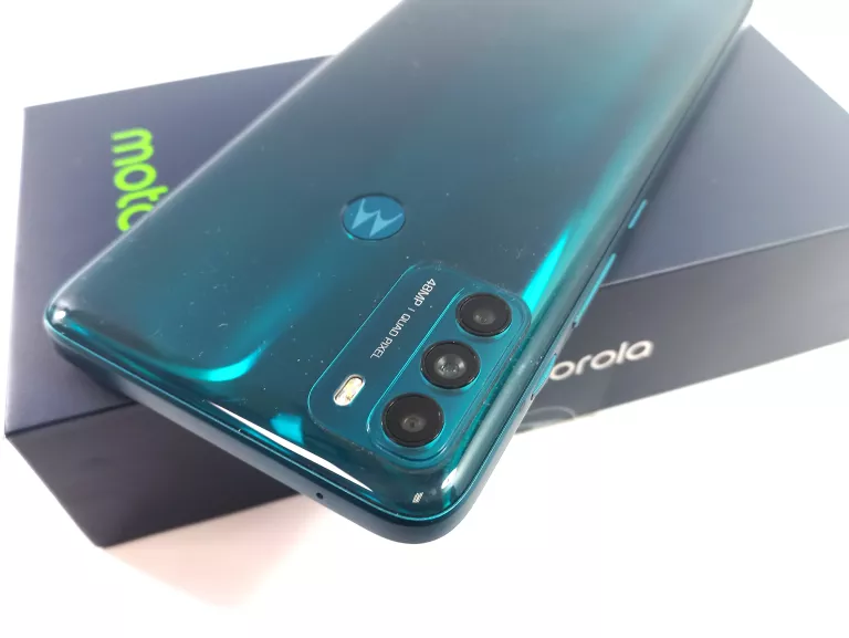 SMARTFON MOTOROLA MOTO G50 4 GB / 64 GB 5G