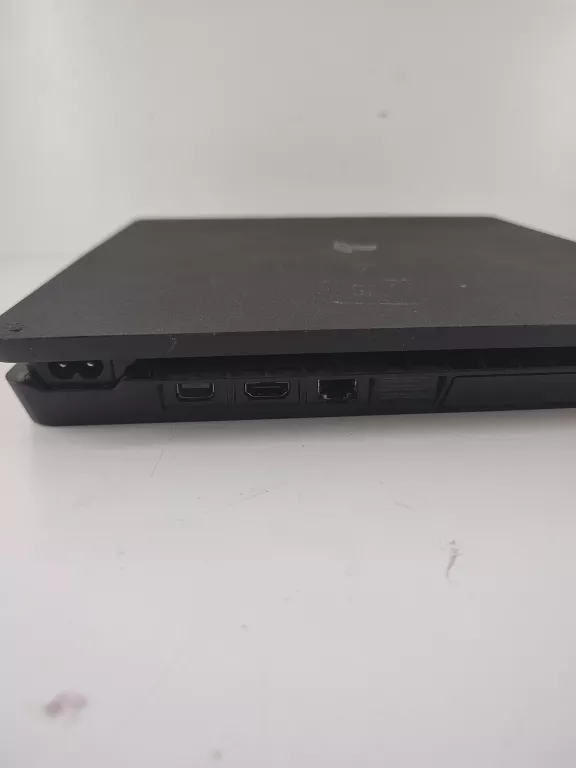 KONSOLA PS4 SLIM 1T
