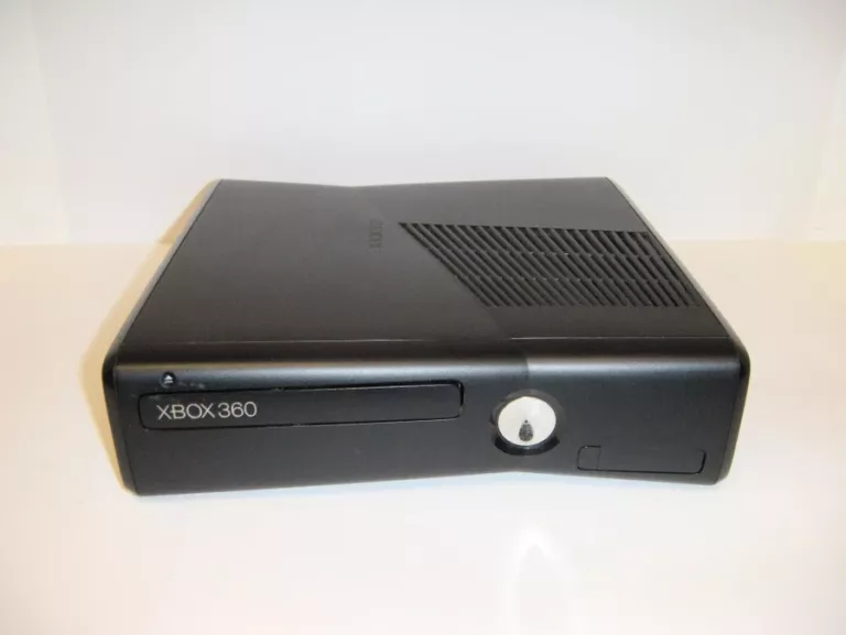 KONSOLA XBOX 360 250GB