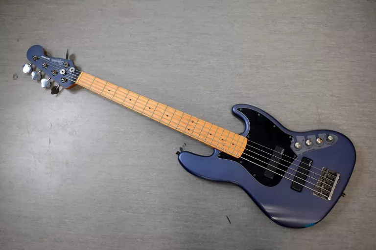 GITARA BASOWA SQUIER BY FENDER CONTEMPORARY ACTIVE JAZZ BASS FUTERAŁ