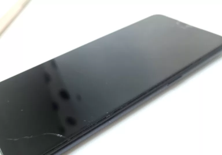 TELEFON OPPO A91 8/128GB CZARNY *ZBITY EKRAN, OPIS!