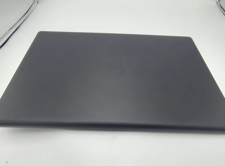 LAPTOP DELL INSPIRON 15