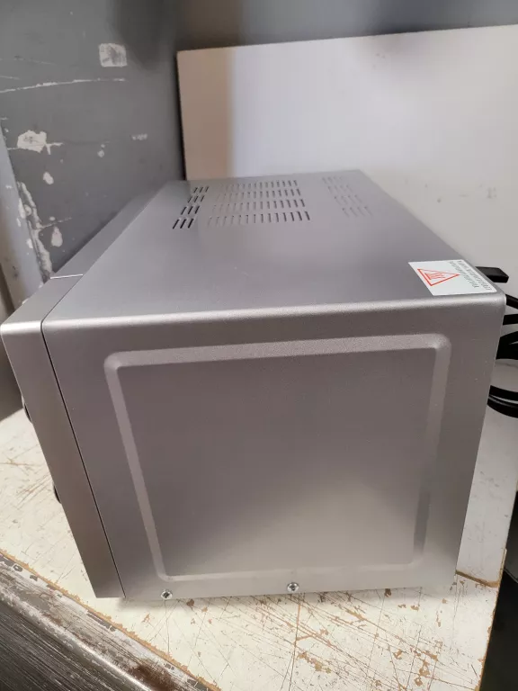 MIKROFALÓWKA AMICA AMGF20M1GS