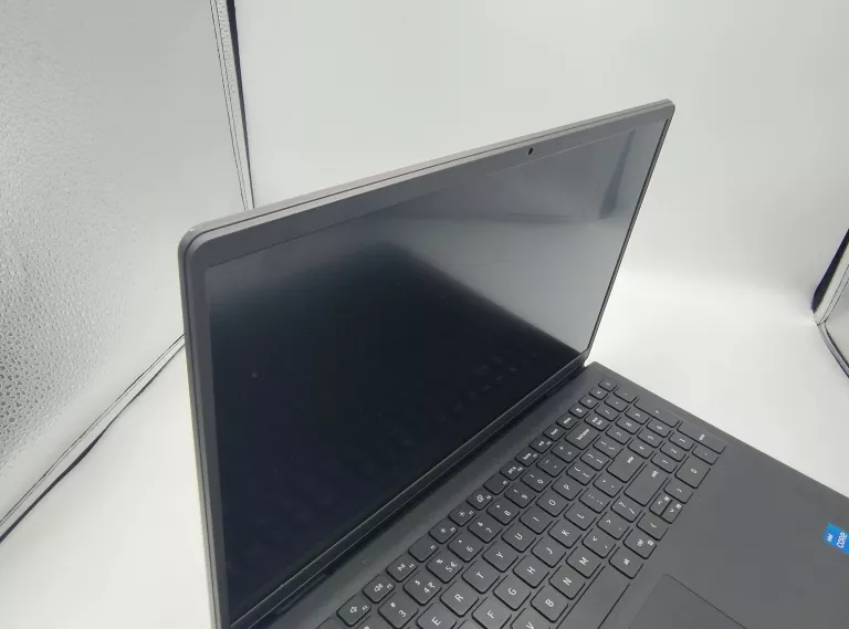 LAPTOP DELL INSPIRON 15