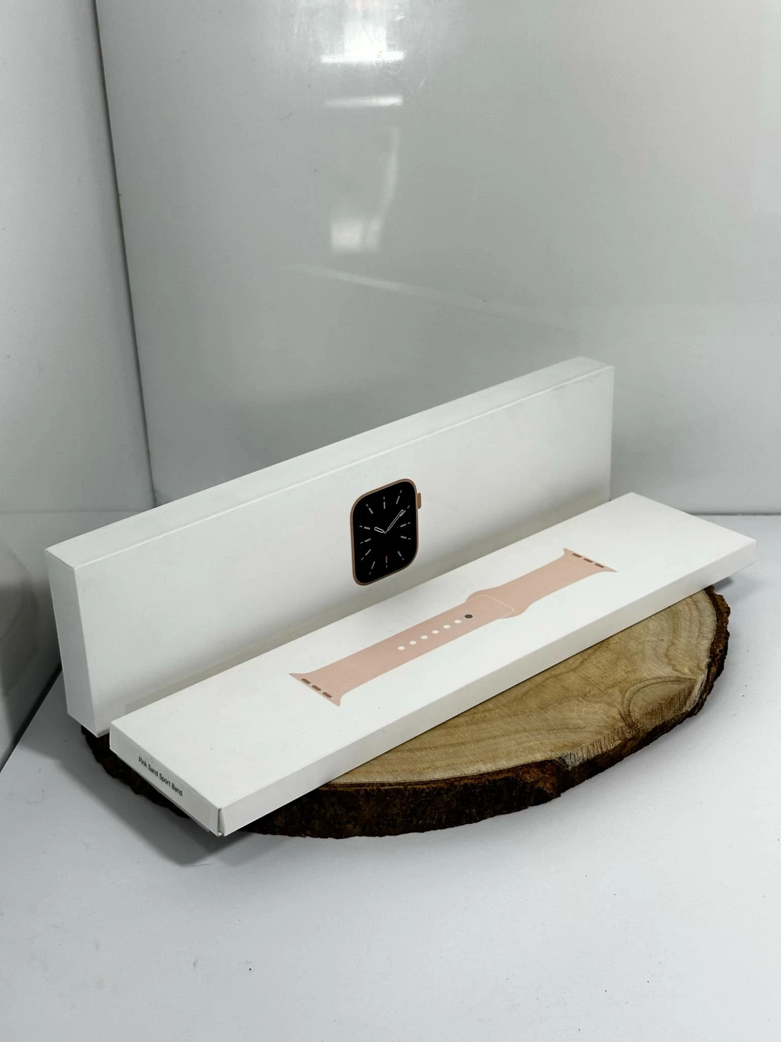 apple-watch-series-6-40mm-fv-media-expert-komplet-grubosc-koperty-1040