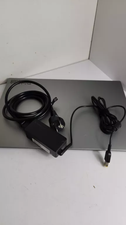 LAPTOP LENOVO V15-ADA 15,6