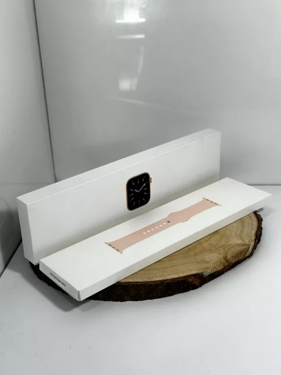 apple-watch-series-6-40mm-fv-media-expert-komplet-grubosc-koperty-1040