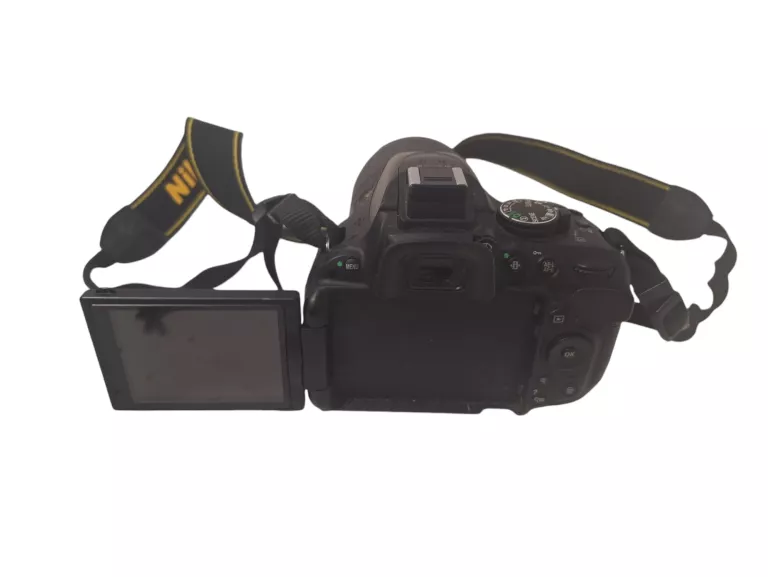 APRAT NIKON D5200 + OBIEKTYW AF-S NIKOR 18-105 ZESTAW NISKI PRZEBIEG!!!