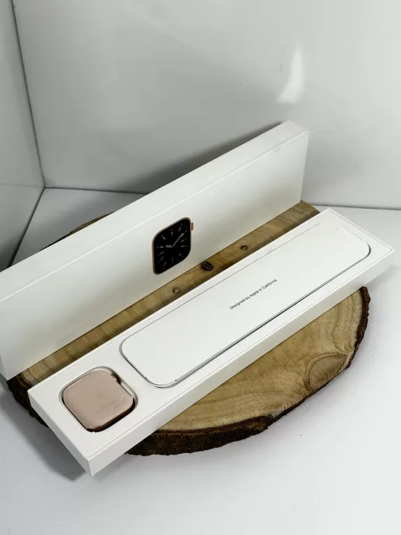 apple-watch-series-6-40mm-fv-media-expert-komplet-material-koperty-212886-258014