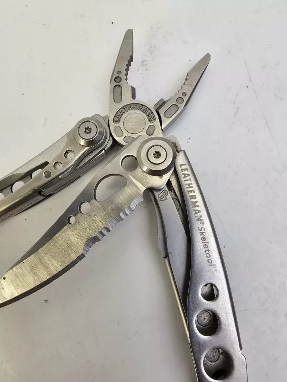 MULTITOOL LEATHERMAN SKELETOOL