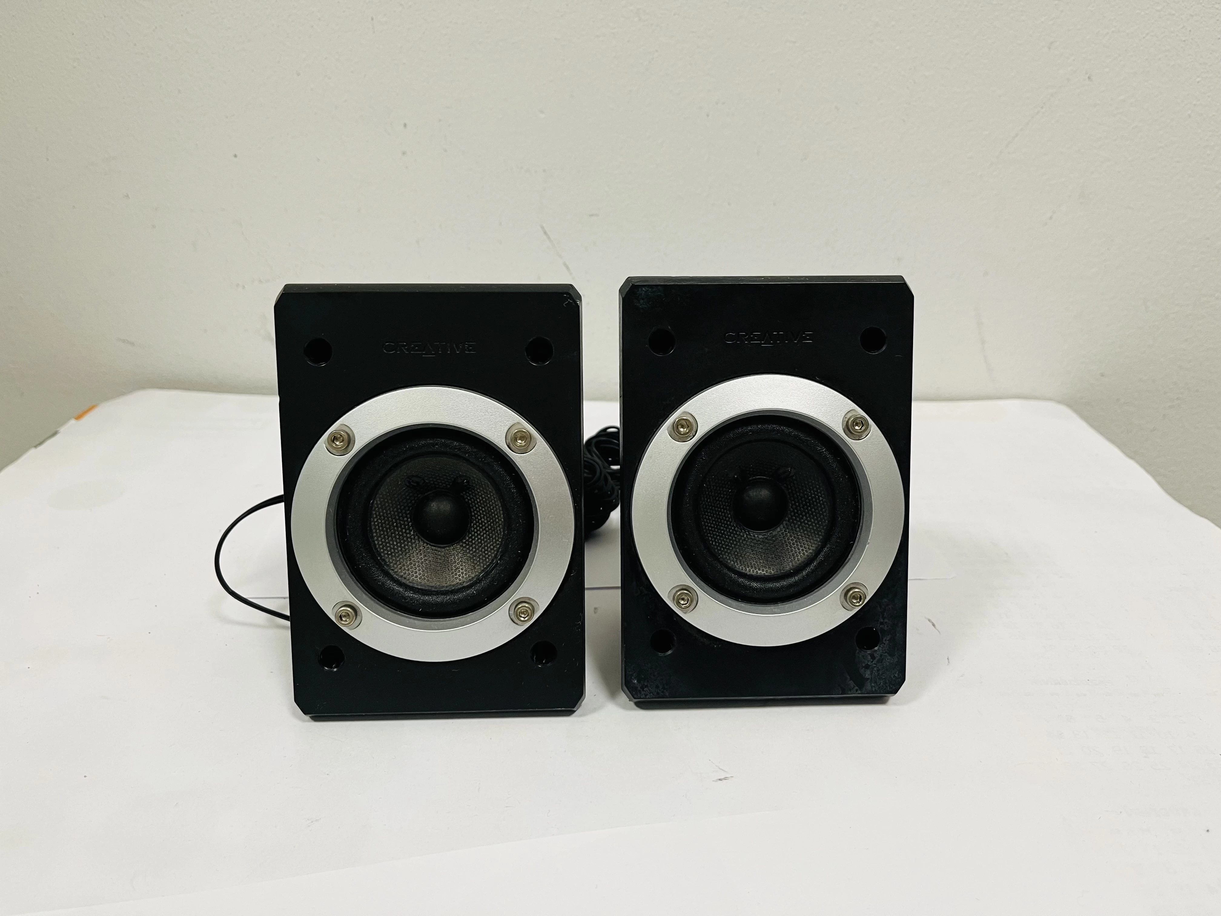 glosniki-creative-inspire-p5800-kod-producenta-51mf4050aa000