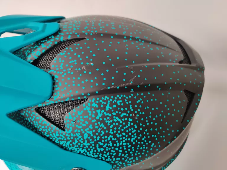 KASK LAZER PHOENIX+ M 56-58 + GOGLE 100% STRATA 2