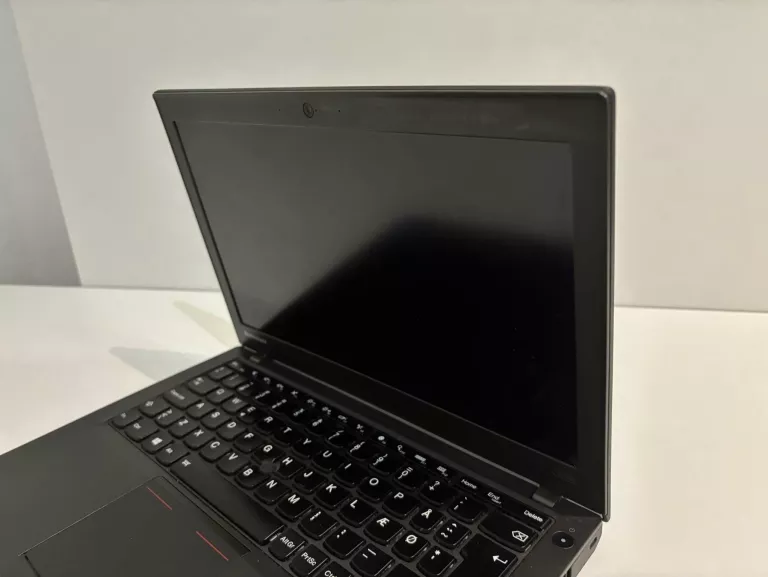 LAPTOP LENOVO THINKPAD X240+ZAS