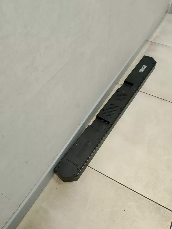 SOUNDBAR SAMSUNG HW-Q600B OPIS USZKODZONY