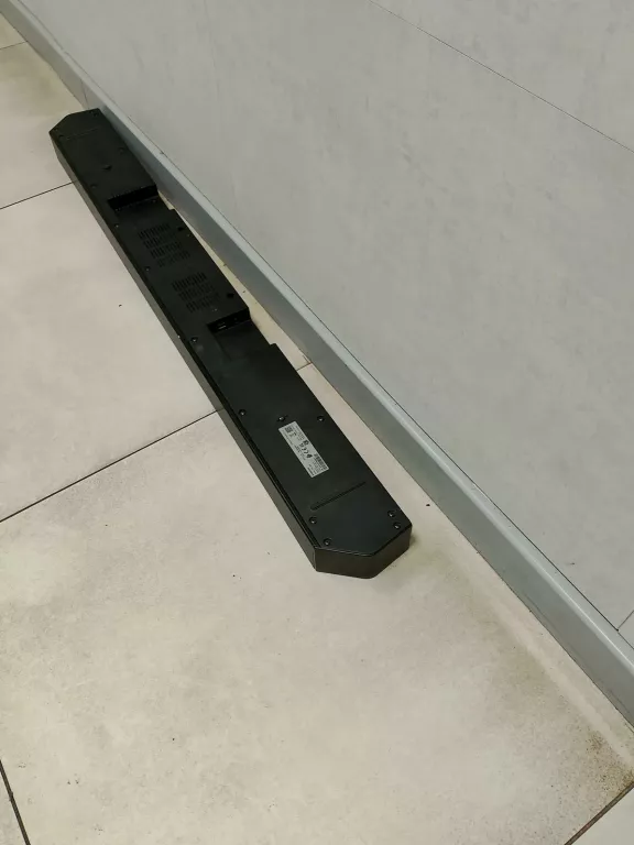 SOUNDBAR SAMSUNG HW-Q600B OPIS USZKODZONY