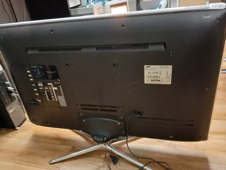 TV SAMSUNG UE40F6320AWXZH + PILOT