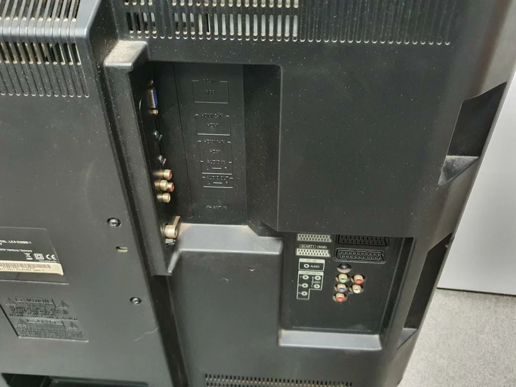 telewizor-funai-lc5-d32bb1-przekatna-ekranu-cale-3200