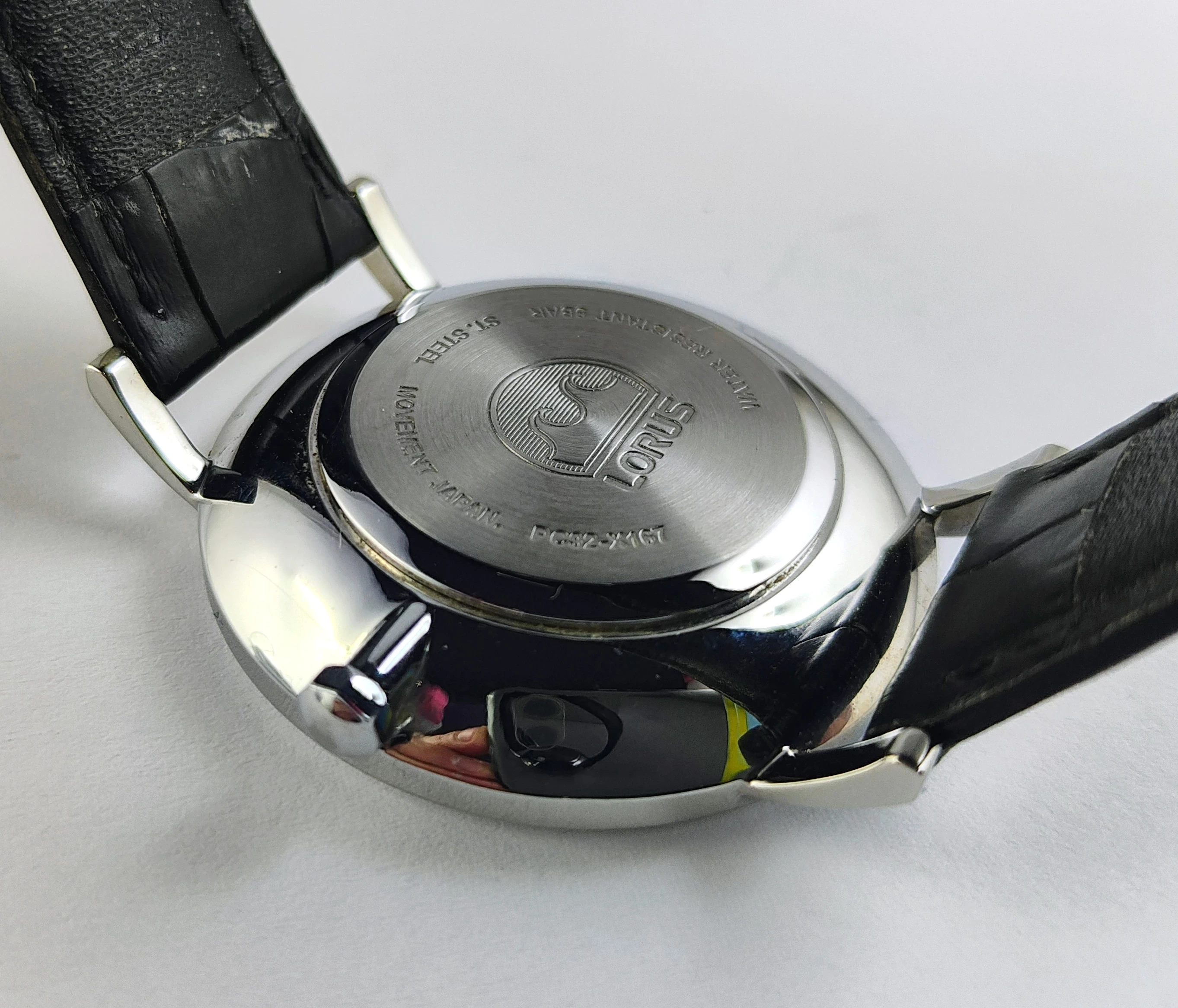 zegarek-lorus-pc32-x167-material-paska-129219-12