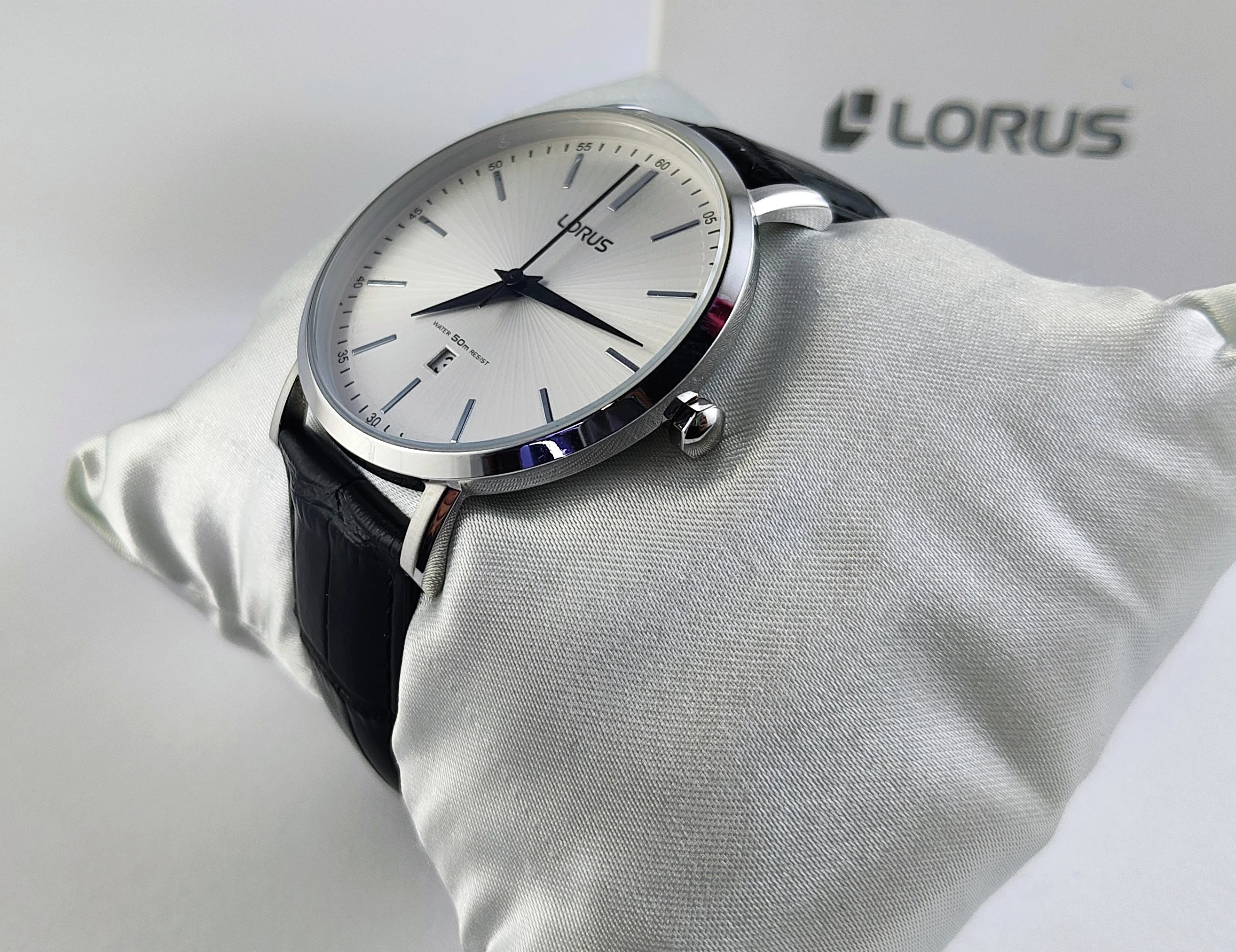 zegarek-lorus-pc32-x167-stan-11323-2