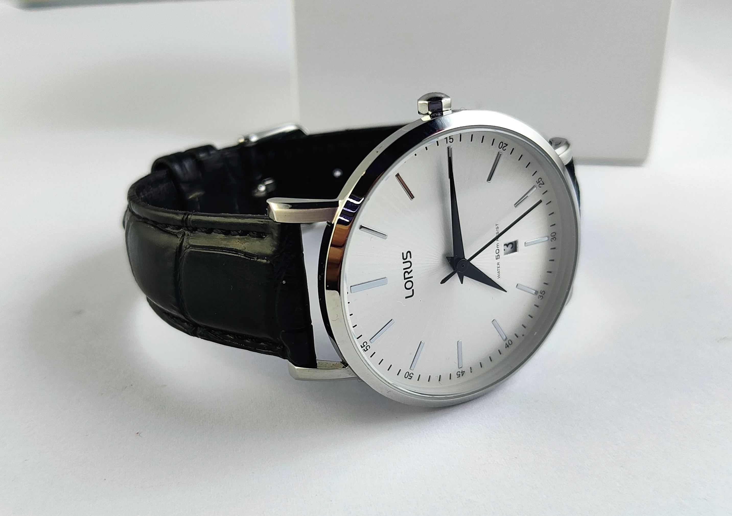 zegarek-lorus-pc32-x167-ksztalt-koperty-129223-2