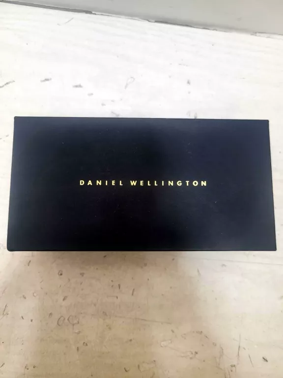 POZŁACANY ZEGAREK DANIEL WELLINGTON POLECAM!