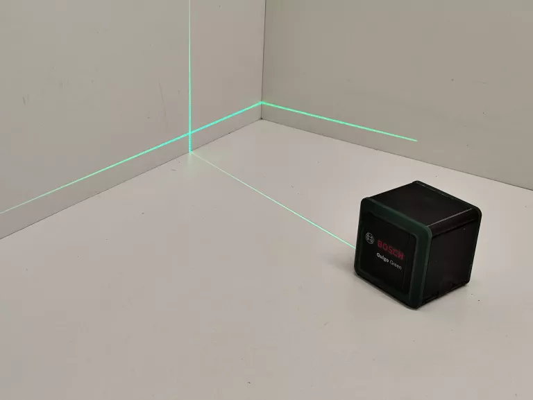 LASER KRZYŻOWY BOSCH QUIGO