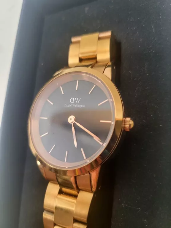 POZŁACANY ZEGAREK DANIEL WELLINGTON POLECAM!