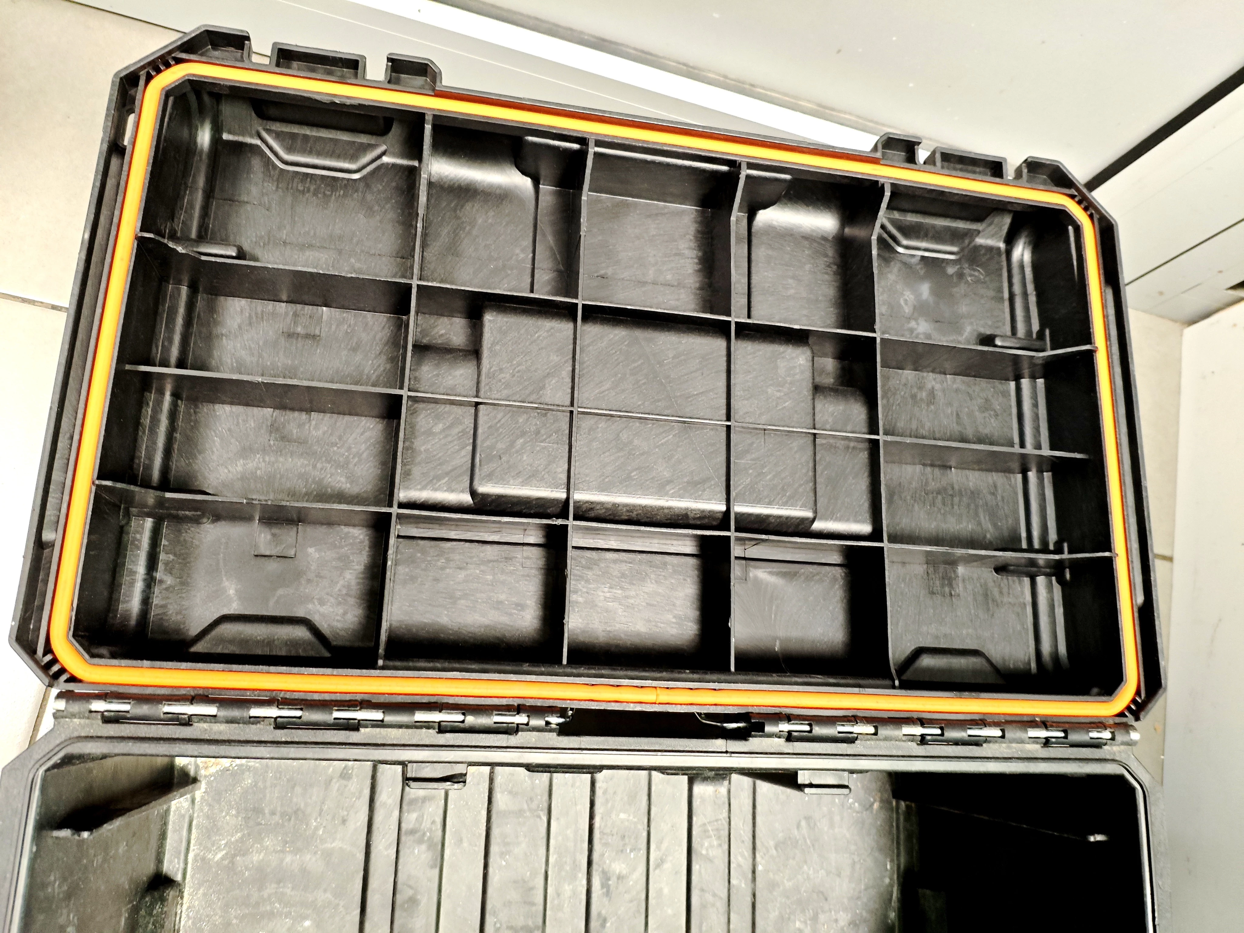 skrzynka-na-narzedzia-magnusson-rodzaj-244989-513533