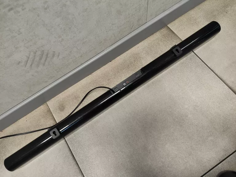 SOUNDBAR GRUNDIG DSB 950 + PILOT POLECAMY