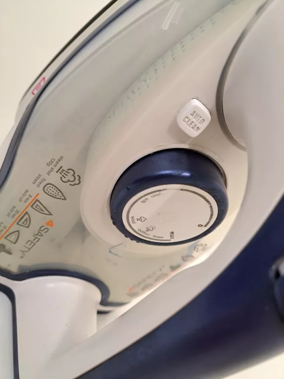 ŻELAZKO ELECTROLUX EDB6120 2200W