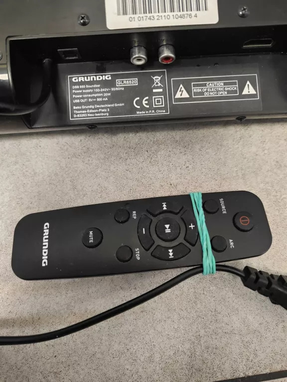 SOUNDBAR GRUNDIG DSB 950 + PILOT POLECAMY
