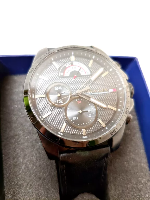 ZEGAREK TOMMY HILFIGER TH 320 1 34 2195 USZKODZONY STOPER