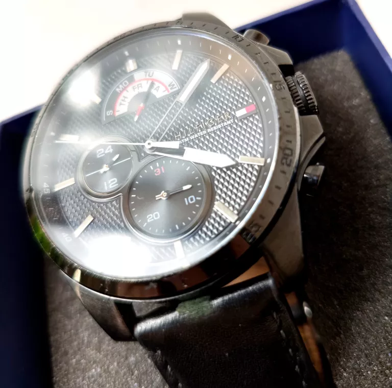 ZEGAREK TOMMY HILFIGER TH 320 1 34 2195 USZKODZONY STOPER