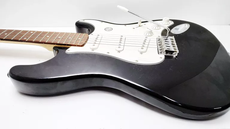 gitara-elektryczna-cgiant-product-id-ed847678-ad1f-422b-b68f-f3e87c2d4b7b