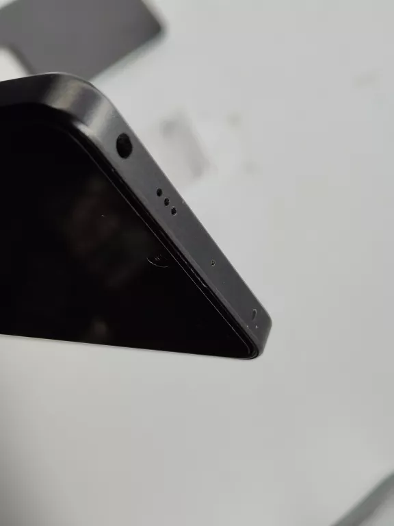 TELEFON XIAOMI REDMI NOTE 13 PRO 5G 8/256 GB OPIS!!!