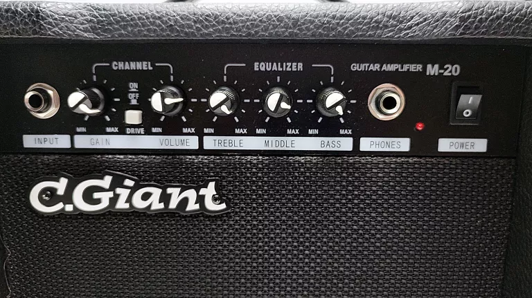 wzmacniacz-gitarowy-cgiant-m-20-ean-gtin-2014032414160