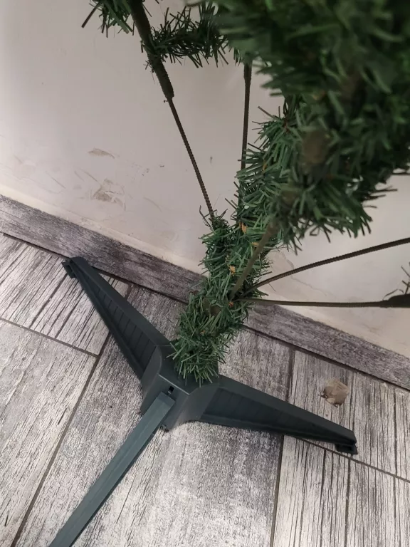 CHOINKA Z CZASÓW PRL 150 CM