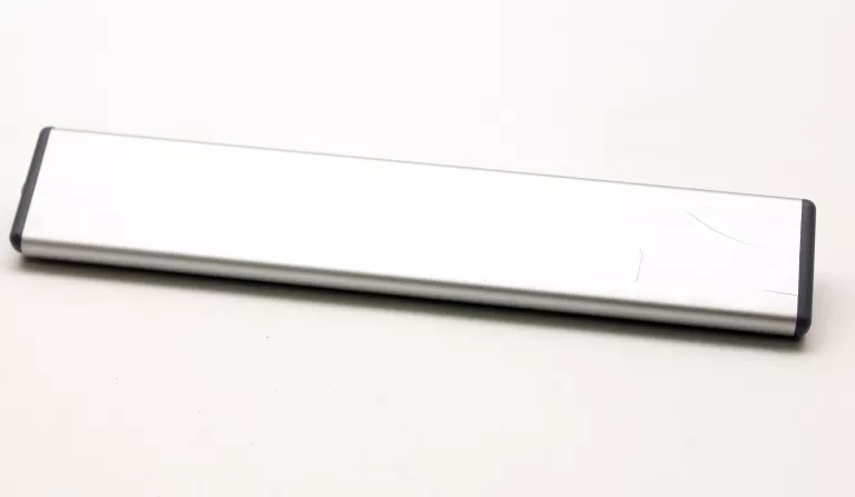 LAMPKI SAMOPRZYLEPNE PODSZAFKOWE LED 2 SZT ŁADOWANE USB