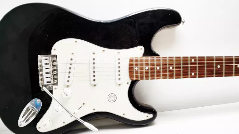 gitara-elektryczna-cgiant-niemodlinska-23-opole