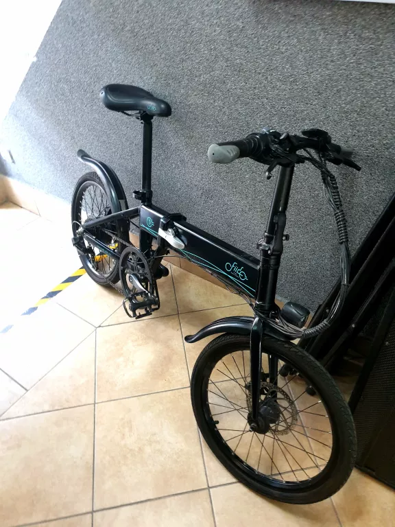 ROWER ELEKTRYCZNY FIIDO D4S ALUMINIUM KOŁO 20 " CZARNY