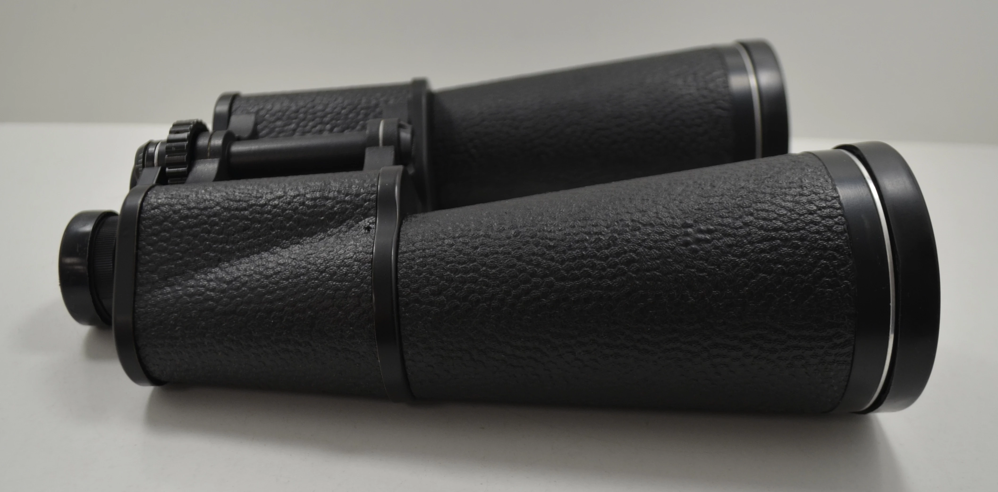 lornetka-tento-20x60-etui-cechy-dodatkowe-129078-1