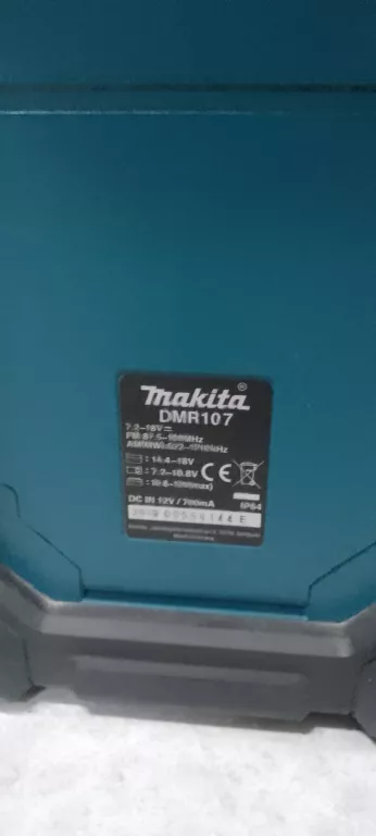 AKUMULATOROWY ODBIORNIK RADIOWY RADIO MAKITA DMR 107 + ANTENA + ZASILACZ