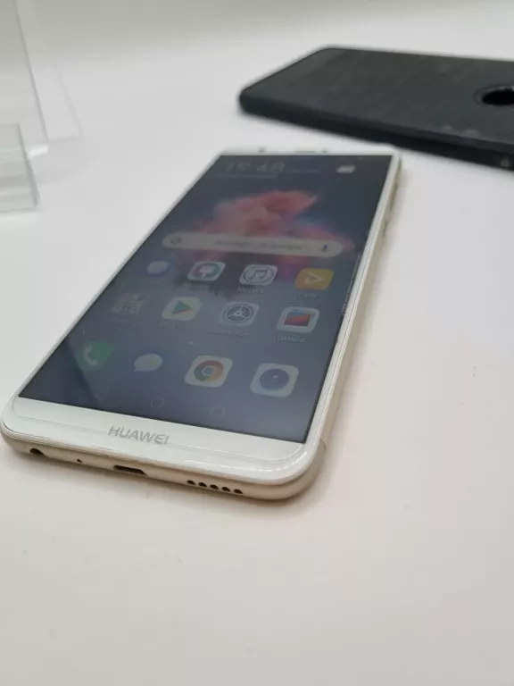 TELEFON  HUAWEI P SMART 3/32GB  ,ETUI