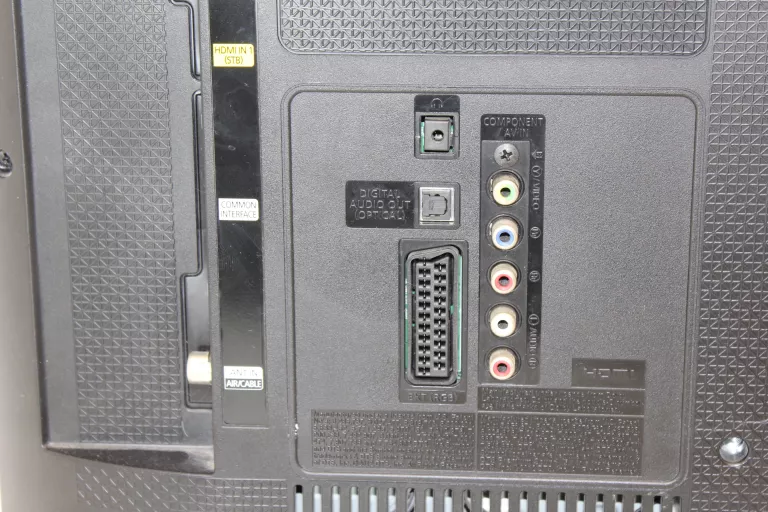 TELEWIZOR SAMSUNG UE32J5100A